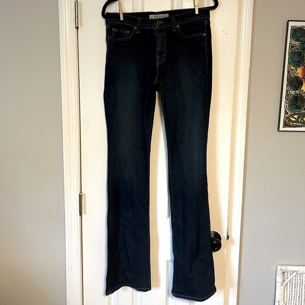 J Brand The Straight Leg in Dark Vintage